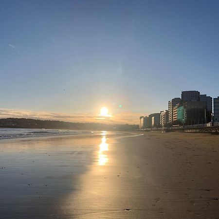 Menval16 Lägenhet Gijón Exteriör bild